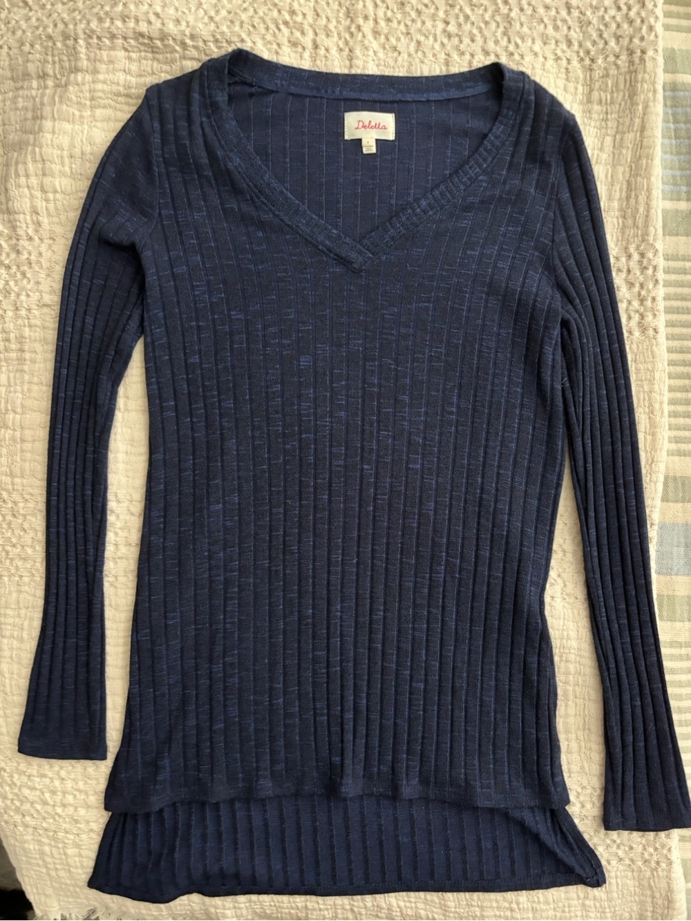 Deletta Navy Ribbed V-Neck Sweater